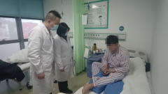  痛风专家王巍通过特色中医两个疗程治愈5年痛风患者