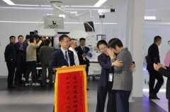 突然而至的锦旗，谊安健康“呼吸守护”纪实