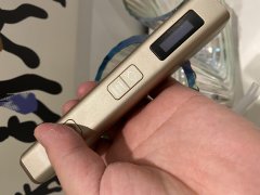 希格玛SQLED308白癜风光疗仪科普：生病身上为什么会长白斑？